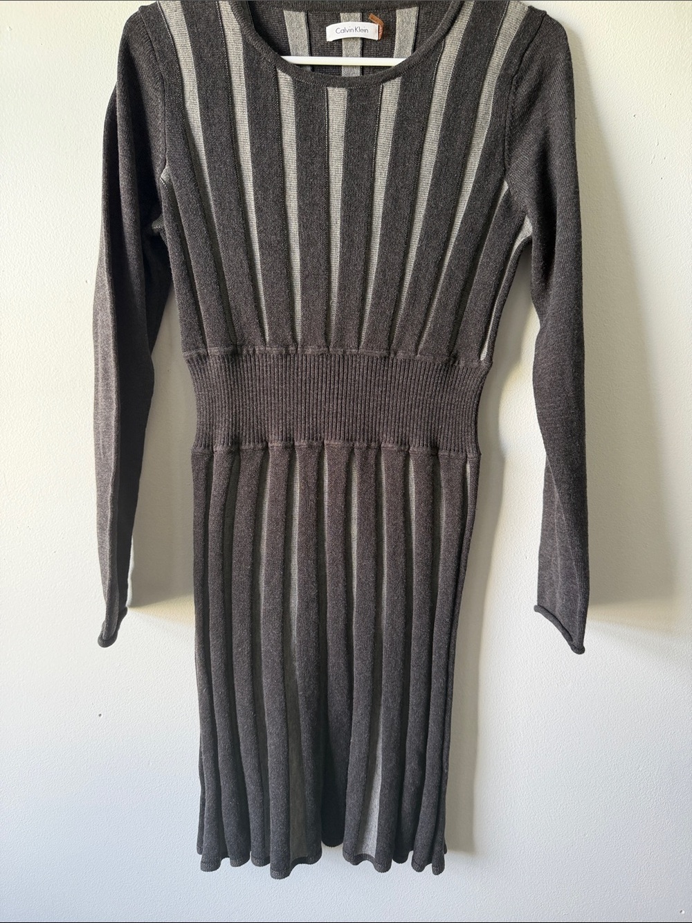 Calvin Klein Gray Ribbed Long-Sleeve Knit Dress